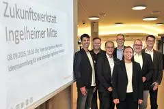 inloka Zukunftswerkstatt zur Ingelheimer Innenstadt, vlon links Matthias Thier, Michael Selke, Sven Baumgärtner, Heiko Krausche, Charlotte Schulze Tenkhoff, OB Ralf Claus, Jürgen Saurwein, Foto: Thomas Schmidt