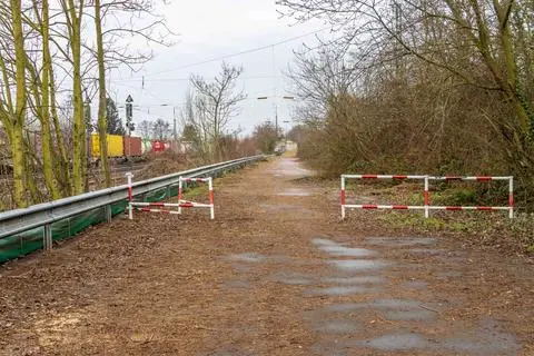 Auf der ehemaligen Ladestraße am Bahnhof soll eine Verbindung für Fußgänger und Radfahrer zum Festplatz entstehen. 