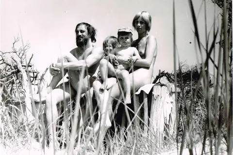FKK für die ganze Familie. Foto: Hans Parczyk/Darß-Museum Prerow