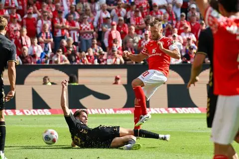 Die erfahrene Lösung, wenn es um den Anthony-Caci-Ersatz bei Mainz 05 geht: Kapitän Silvan Widmer.
