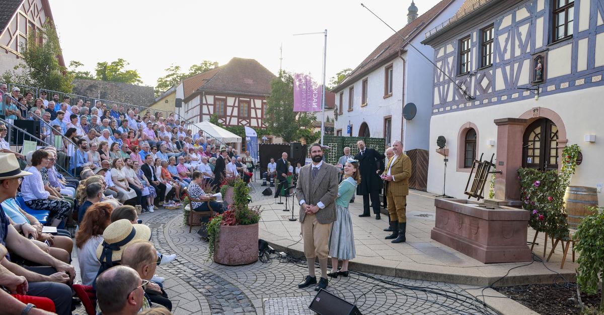 Doppelmoral und Witz: 100 Jahre ?Fr?hlicher Weinberg“