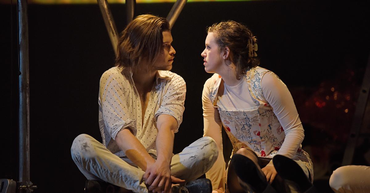 „hop on“ und das Staatstheater brauchen die Azubis