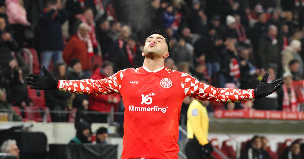 Mainz 05 verpasst beim 1:1 gegen HSV Sieg und Trainer-Geschenk für Urs ...