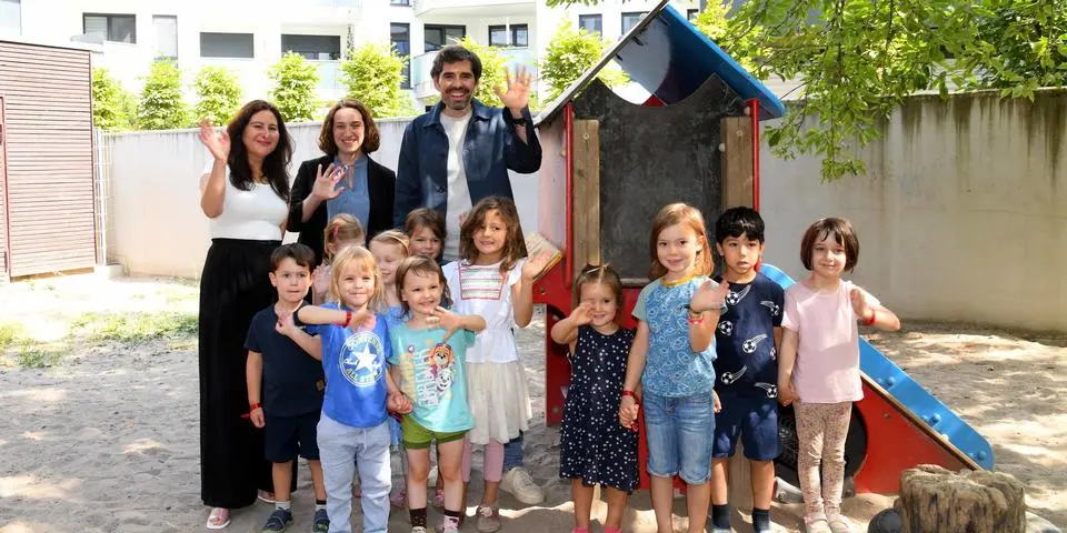 Foto: © Kristina Schäfer Im Hof der Kita Emausweg