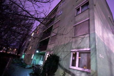 Der Tatort: Eine Wohnung in diesem Haus in der Neustadt. Foto: hbz/Harry Braun 