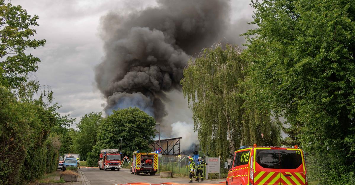 Feuer in Gundersheim: Falsch entsorgter Akku entfacht Brand