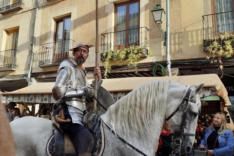 Jedes Jahr zur Cervantes-Woche lassen Schauspieler Don Quijote und weitere Cervantes-Figuren in der Geburtsstadt des spanischen Nationaldichters lebendig werden. Foto: Dorothee Baer-Bogenschütz
