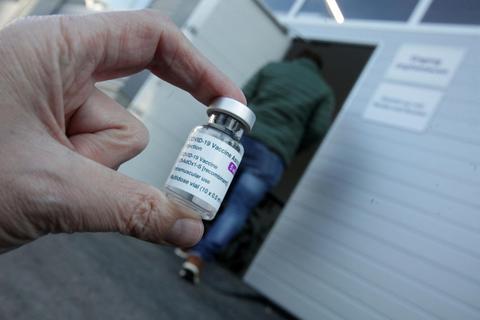 Umstritten und doch von vielen gewollt: der Impfstoff von Astrazeneca vor einem Jahr. Archivfoto: pakalski-press/Axel Schmitz