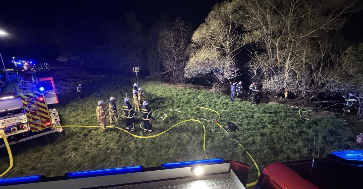 Firefighters extinguish fire at Ebernburg sports field