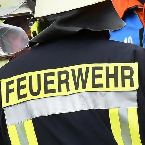 Was tun, wenn die Omikron-Welle bei der kritischen Infrastruktur zuschlägt? Die Feuerwehr hat eine Sollstärke von 22 Einsatzfunktionen. Sind es weniger als 20, muss ein Sonderdienstplan aktiviert werden.