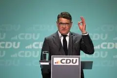 Boris Rhein, CDU-Regierungschef von Hessen, äußert sich zum Paukenschlag im Bundestag. (Archivbild)