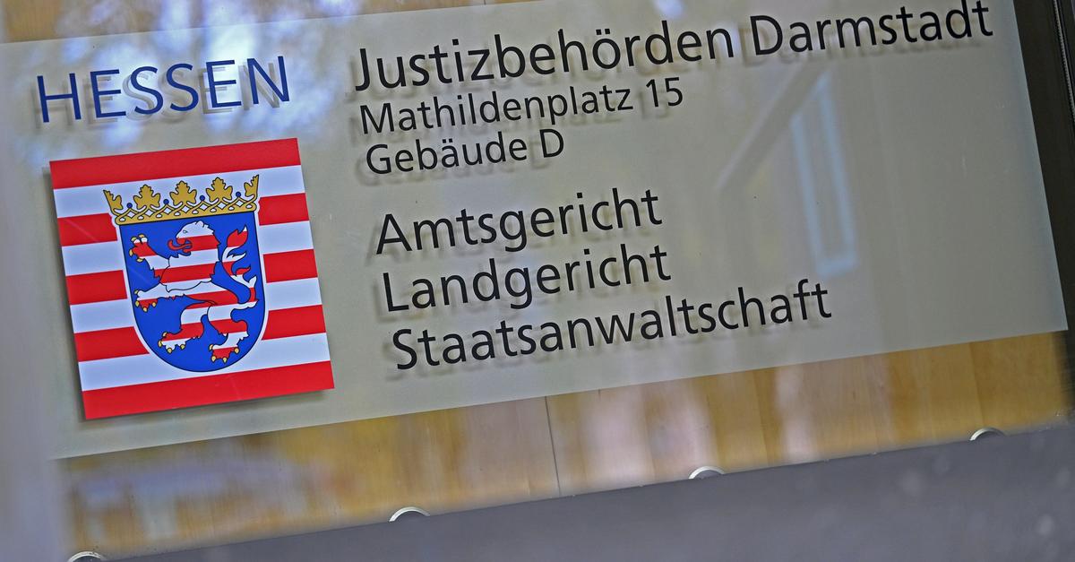 Prozessbeginn nach tödlichen Messerstichen in Babenhausen