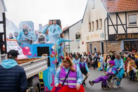 Nach Fastnacht: Was mit den Motivwagen aus dem Kreis Alzey-Worms passiert