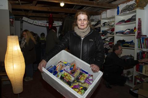 Christine Gölz aus Osthofen, die Lebensmittel aus Supermärkten vor dem Wegwerfen rettet. Foto: BilderKartell / Martin H Hartmann
