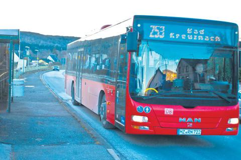 Der Bus in Norheim – ab 2022 sollen die öffentlichen Verkehrsmittel im gesamten Landkreis engmaschiger getaktet sein. Foto: Wolfgang Bartels  Foto: Wolfgang Bartels