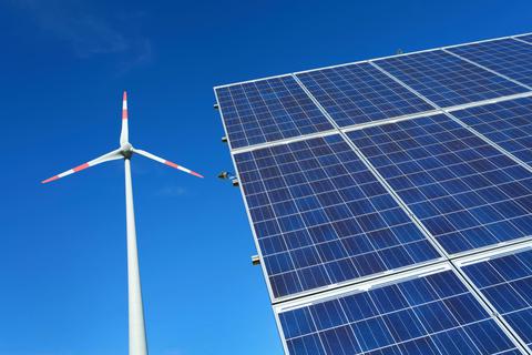 Nicht alle Gemeinden verfügen über Windkraft- und Fotovoltaikanlagen und erzielen demzufolge auch keine Einnahmen in diesen Bereichen. © Archivfoto: dpa