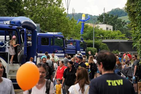 Beim Tag der offenen Tür des THW Bensheim herrschte großer Andrang auf dem Gelände an der Lahnstraße. Thomas Zelinger