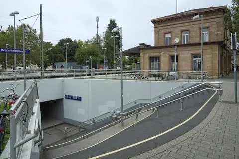 Wie in vielen Kommunen ist der Bahnhof auch in der Kreisstadt Heppenheim Thema bei Kompass.