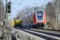 Auf der Riedbahnstrecke von Frankfurt nach Mannheim wird aktuell zwischen Groß-Gerau/Dornberg und Mörfelden gearbeitet. In der zweiten Jahreshälfte 2024 wird es eine mehrmonatige Sperrung zwecks Generalsanierung geben. Bereits im Januar 2024 ist eine weitere Streckensperrung geplant.