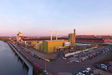 Das Konsortium Energieversorgung Opel (KEO) von Eon und KMW AG betreibt ein Gas- und Dampfkraftwerk sowie zwei Heizwerke für Opel.             Foto: KMW AG