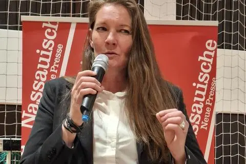 Antje Hachmann darf künftig auf dem Chefsessel im Rathaus Platz nehmen.