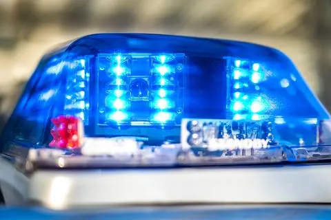 Nach einem tödlichen Unfall auf der A5 ist die Autobahn zwischen Bensheim und Zwingenberg voll gesperrt.