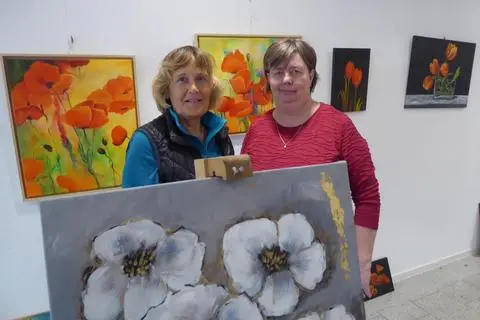 Kunstausstellung „Blumen und Mehr“ in Bingen