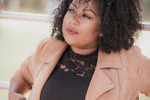 Nachdenklich: Die Sängerin Menna Mulugeta. Foto: Joschka Link