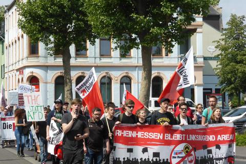 Mit einem Protestmarsch durch die Stadt demonstrierte die Linksjugend gegen die AfD.Foto:Sören Heim  Foto: 