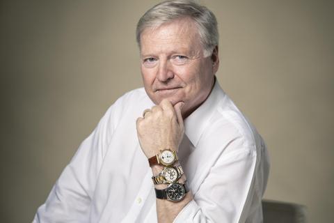 Angefangen hat Michael Brückner mit dem Sammeln vor rund 40 Jahren. Er verliebte sich in eine „Omega“-Armbanduhr. Foto: Carola Schmitt