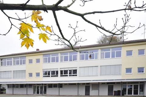 Auf dem Gelände des alten Bürgerhauses in Großwinternheim sollen Wohnungen entstehen. Genauere Planungen der WBI stehen Ende November zur Erörterung m Ortsbeirat an.