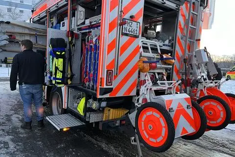Ein Hilfeleistungslöschgruppenfahrzeug (HLF) der Freiwilligen Feuerwehr Nieder-Olm.