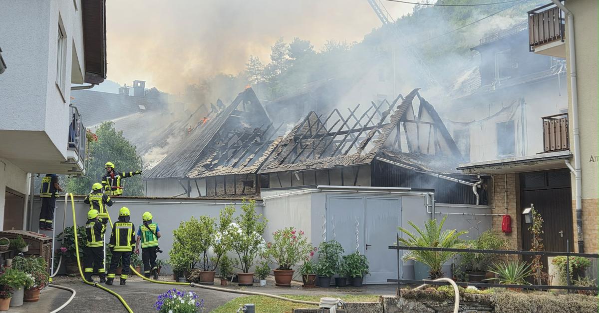 Brand in Bacharach: Übergreifen der Flammen verhindert