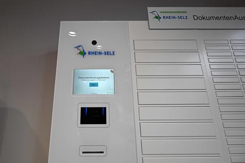 Bürokratieabbau durch neue Dokumentenausgabe-Box in der VG Rhein-Selz