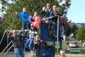 Der neue Spielplatz neben dem Bürgerhaus in Oberhörlen erfreut sich bei den Kindern großer Beliebtheit. Teilweise wurden schon Geburtstage hier gefeiert.