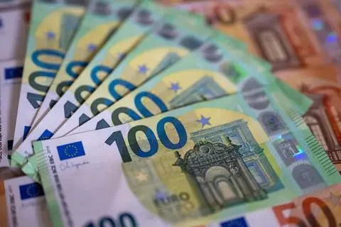 Auch in Aarbergen geht es ums Geld. (Symbolbild)