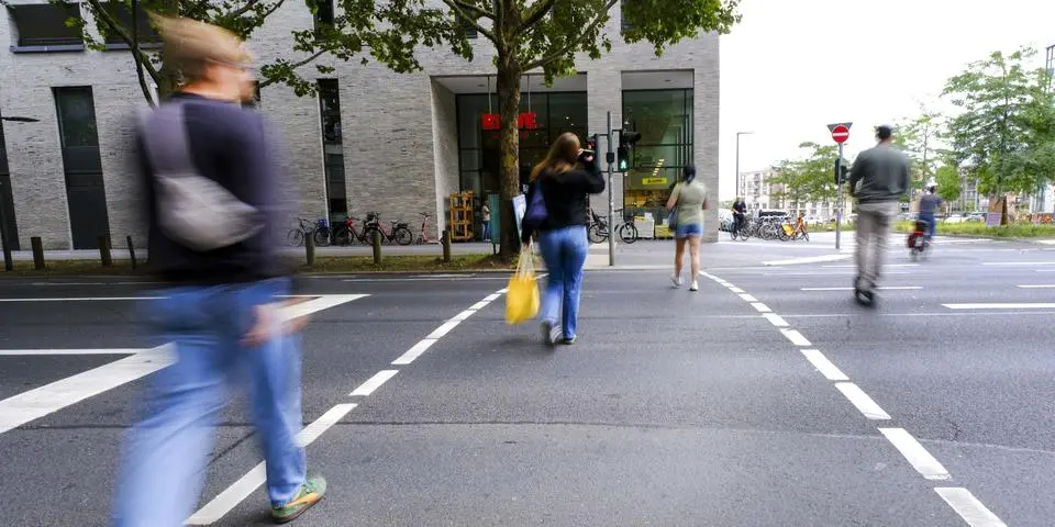 Foto: © Sascha Kopp Fußgängerüberweg in der Rheinallee