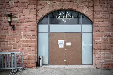 Das "Imperial" in Mainz hat geschlossen. In der Nacht zum Samstag sind Verstöße gegen die geltenden Corona-Regelungen aufgefallen.  Foto: Sascha Kopp