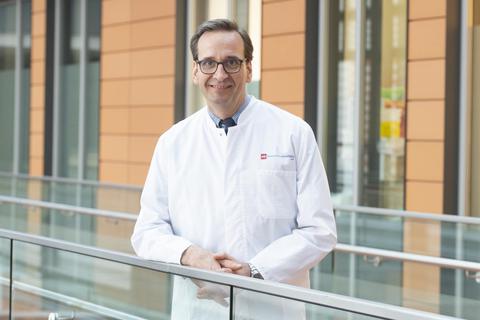 Prof. Hendrik Treede, Direktor Herzchirurgie, Spezialist für minimal-invasive Eingriffe. Foto: Peter Pulkowski