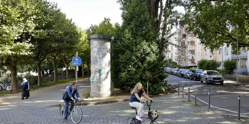 Foto: © Sascha Kopp Taunusstraße und Weg am Rheinufer
