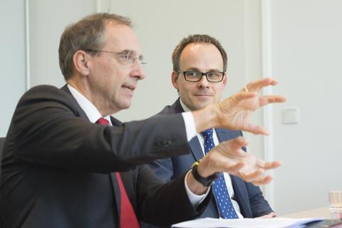 Vorstandsvorsitzender Prof. Norbert Pfeiffer (li.) und Aufsichtsratschef, Staatssekretär Dr. Denis Alt. Foto: Peter Pulkowski