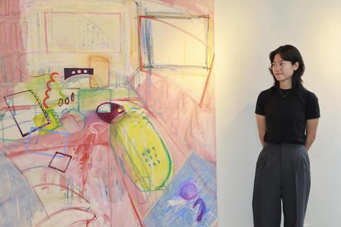 Die Koreanerin Young Eun Chang ist Meisterschülerin an der Mainzer Kunsthochschule. Mit der Schilderung ihrer abstrakt gehaltenen Alltagssituationen hat sie eine eigene, farbenfrohe Welt des Stilllebens erschaffen. Stefan Sämmer/hbz
