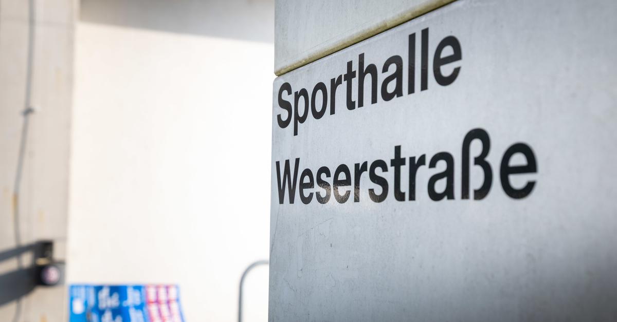 Mainz: AfD veranstaltet Bürgerdialog in Gonsenheimer Sporthalle – Demo ...
