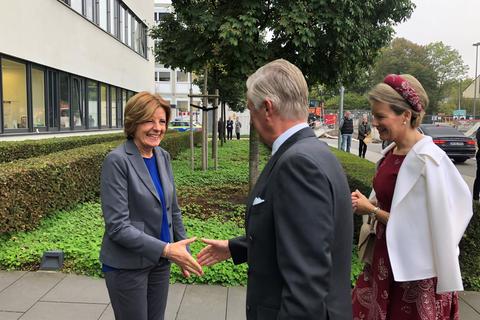 Ministerpräsidentin Malu Dreyer empfängt das belgische Königspaar in Mainz.  Foto: Karl Schlieker