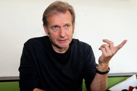 Gerhard Trabert, Inhaber einer Professur für Sozialmedizin und -psychiatrie an der FH Wiesbaden. Archivfoto: hbz/Jörg Henkel