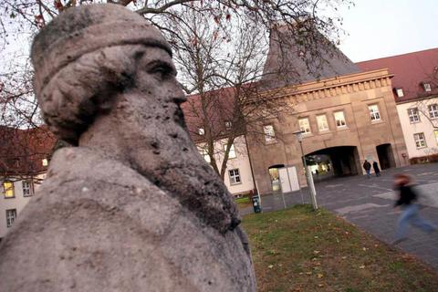 Die Gutenberg-Büste an der Mainzer Universität. Archivfoto: Kopp 