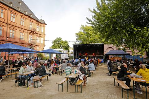 Auftakt der Kulturgarten-Saison im Innenhof des Schlosses.  Foto: Mainzplus Citymarketing