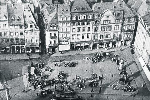 Der Markt vom Dom aus gesehen in den 30er Jahren. Foto: Sammlung Michael Bermeitinger