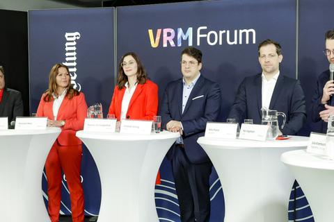 OB Forum in der VRM - Malcherek, Matz, von Jungenfeld, Viering, Haase, Engelmann. Foto: Sascha Kopp / VRM Bild