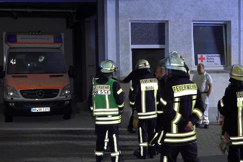 Mehrere tausend Euro Sachschaden entstanden bei einem Brand am Sonntag gegen 23:10 Uhr in der Rettungswache in der Wattenheimer Straße.  Foto: Einsatzreport Südhessen